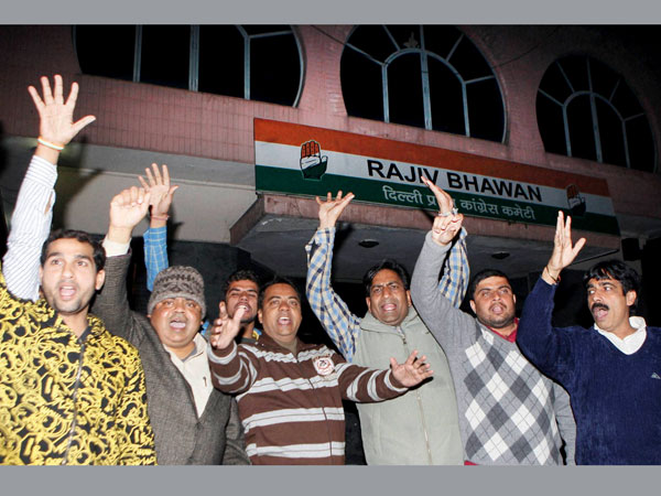 Congress workers protest in Delhi