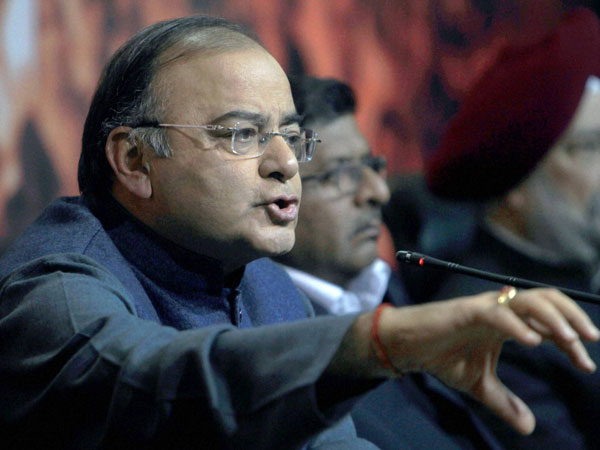 Jaitley sends 5 questions to PM