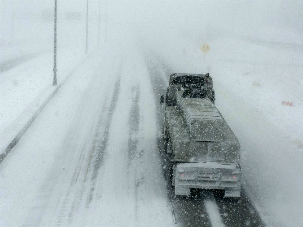 Freeze spread to southern states, 21 dead in US