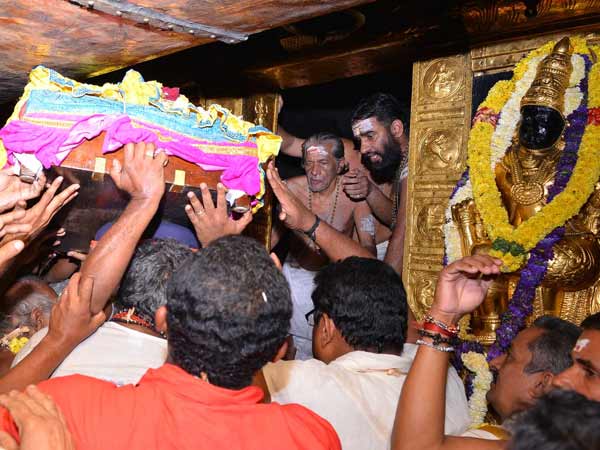 Surrounding areas of the temple thronged by the devotees