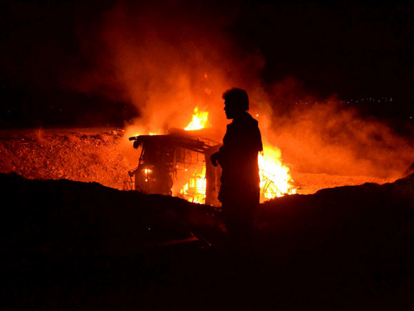 Hazara community to bury dead in Quetta