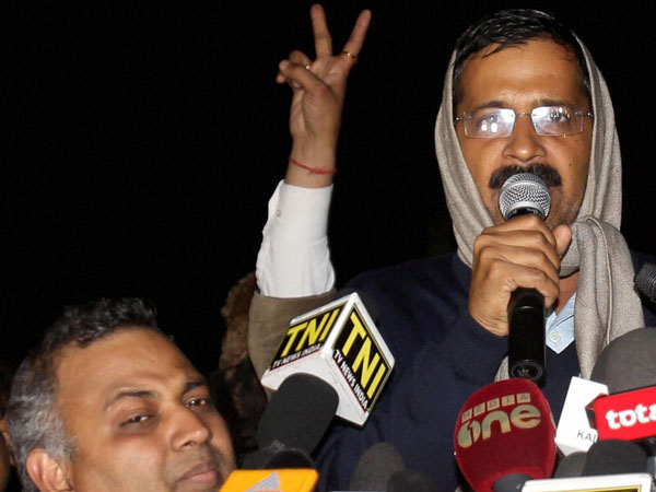 HC issues notice to Kejriwal