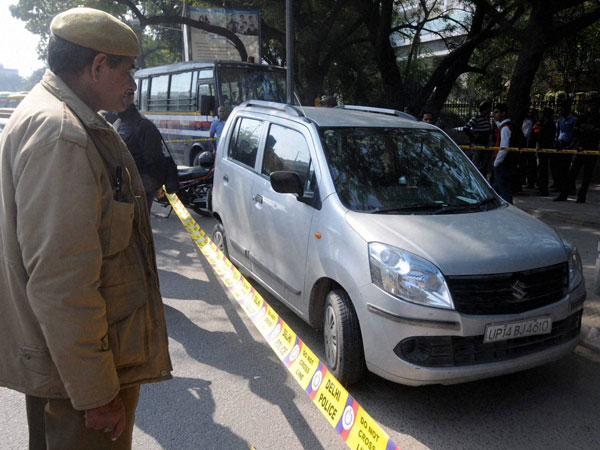 Man robbed of Rs 7 cr in Delhi