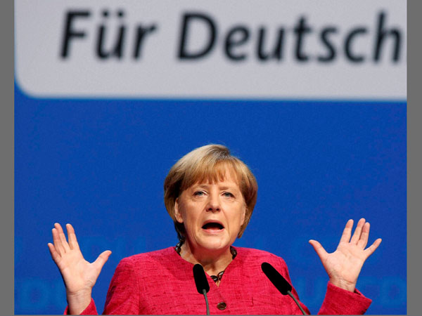 Merkel: Spying will destroy allies 