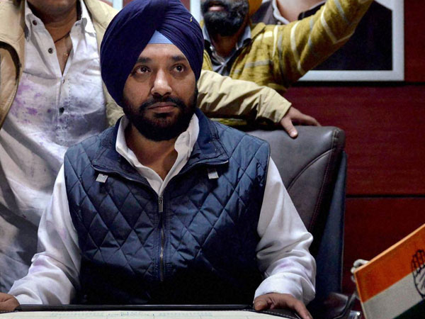 Kejriwal's resignation scripted: Cong