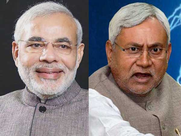 Nitish takes a dig at Modi 