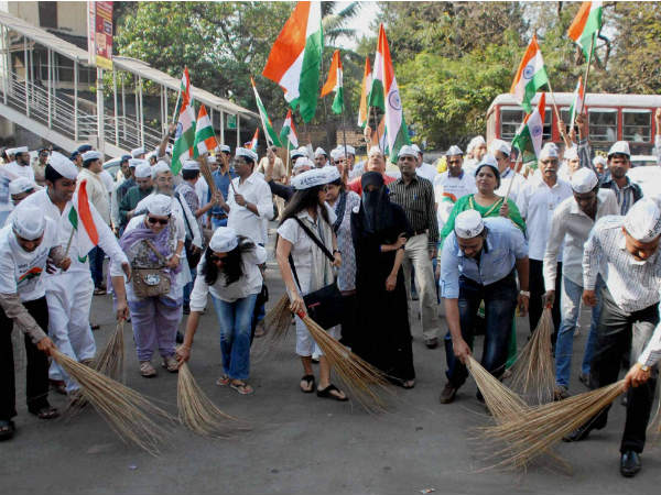 In pics: AAP down, but not out