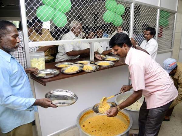 In pics: Amma's cheap idlis, a big hit in Bangalore In pics: Amma's cheap idlis, a big hit in Bangalore