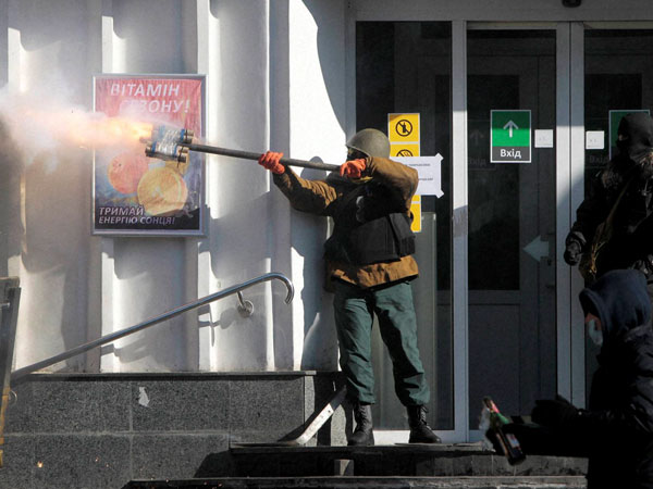 Ukraine protests continue to escalate