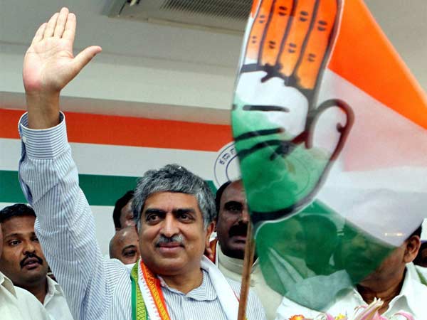 UIDAI man Nandan Nilekani joins Congress