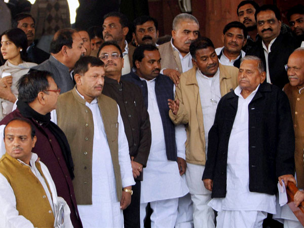 SP lists out Lok Sabha candidates