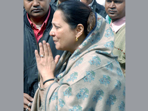 Moon Moon Sen ready for Lok Sabha battle