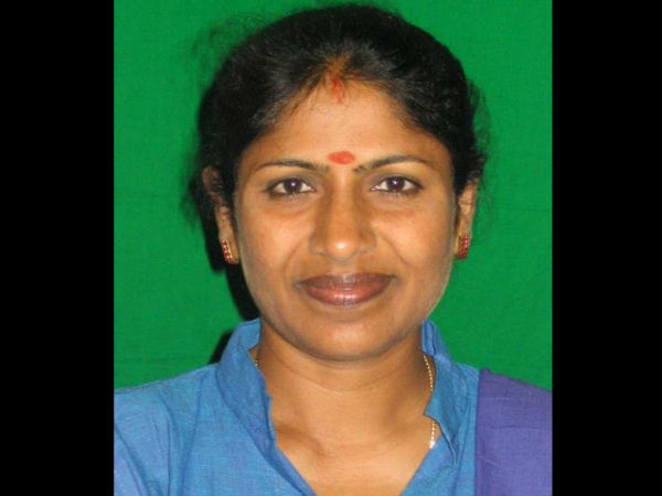 Congress MP Tejaswini joins BJP Congress MP Tejaswini joins BJP