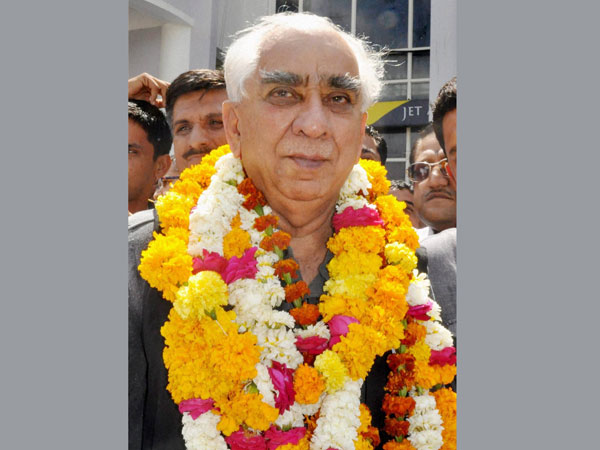 Jaswant Singh files nomination