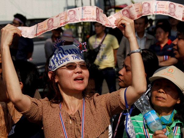 Thai protesters launch mass rally