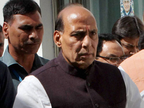 Rajnath Singh takes a dig at Rahul 