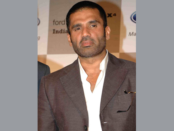 Suniel Shetty campaigns for BJD