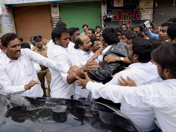 TDP Supporters attack BC leader R Krishnaian