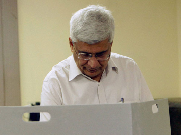 Prakash Karat casting his vote for the Lok Sabha elections