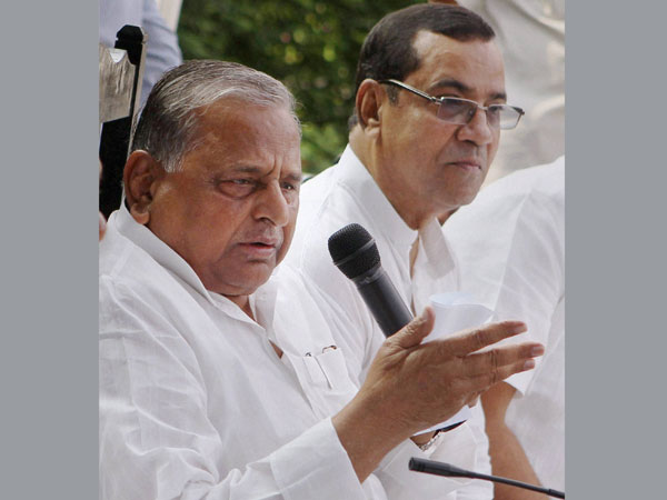 Mulayam not sorry for Rape remark