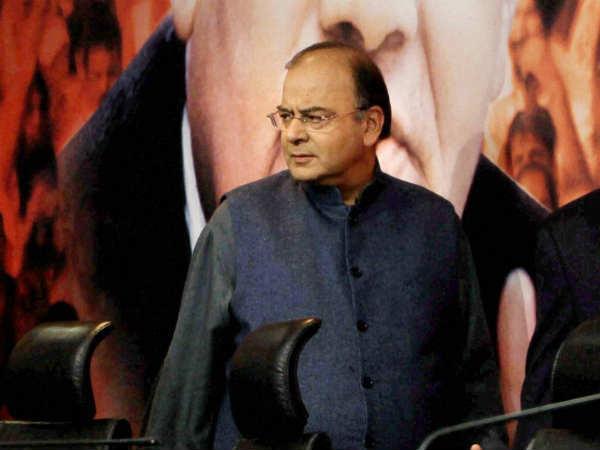 Jaitley asks Rahul about "illicit" relationships of Cong men Jaitley asks Rahul about "illicit" relationships of Cong men