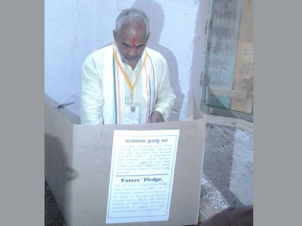 Moderate to brisk polling in Karnataka