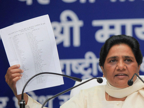 Mayawati tries to woo Dalits supporters
