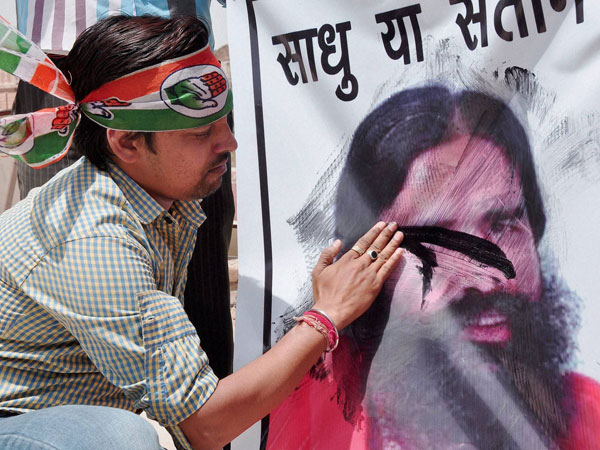 Dalits protest against Ramdev