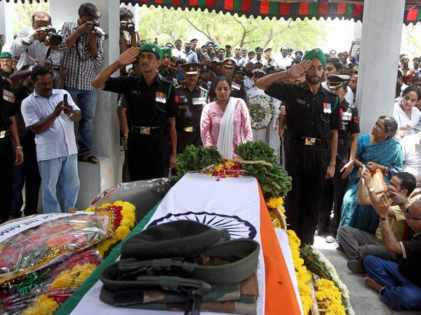 Slain army major's body reaches Chennai