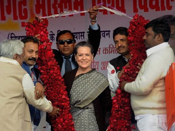 TDP, BJP two sides of same coin: Sonia Gandhi