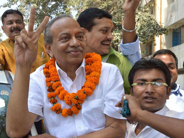 Gopal Prasad Sinha's wife passes away Gopal Prasad Sinha's wife passes away