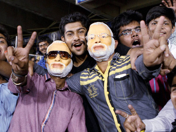 Modi in Gujarat, to hold victory roadshows