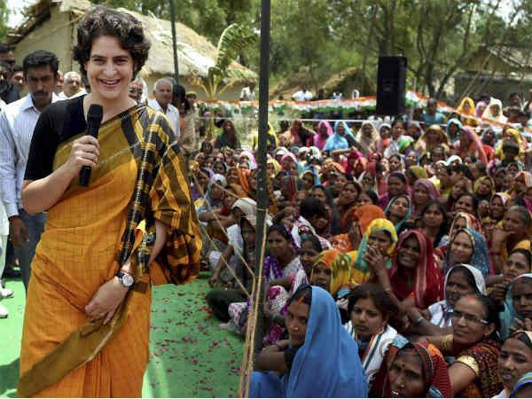 Protesters demand Priyanka's entry