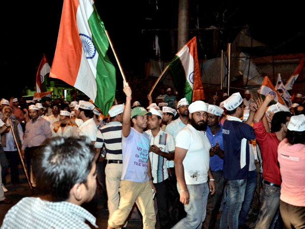 Protests erupt outside Tihar Jail