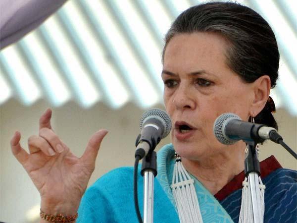 Sonia saddened by UP train accident