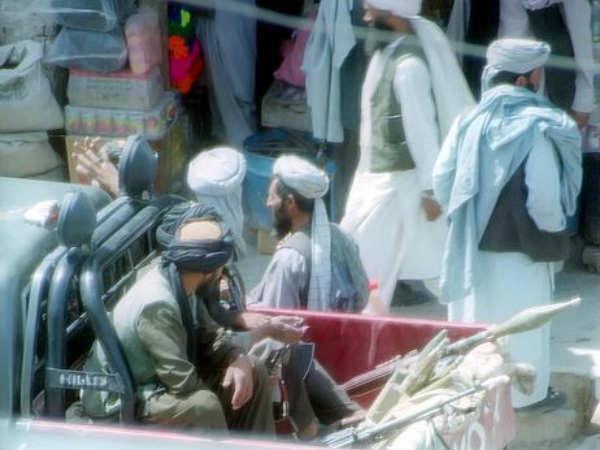 Pakistani Taliban group splits?