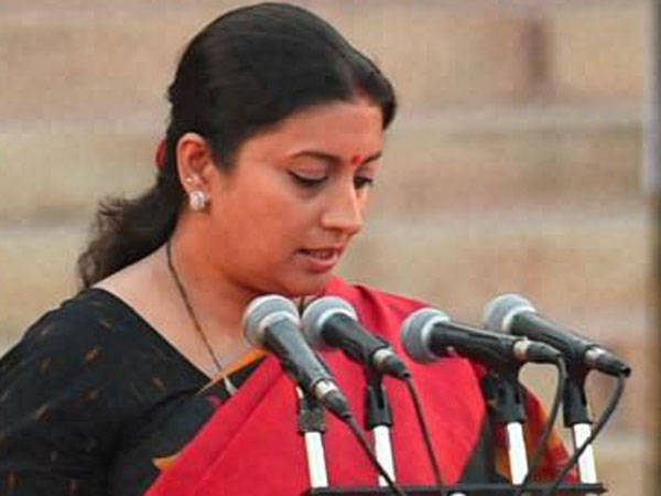 Smriti Irani makes an appeal to DU
