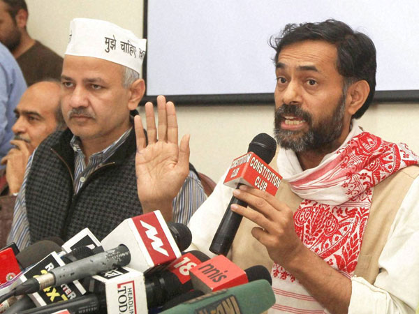 Manish Sisodia hits out at Yogendra Yadav