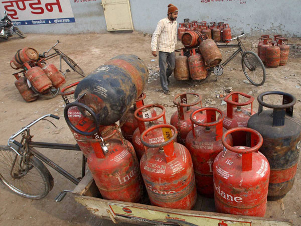 No price hike for domestic LPG: Pradhan
