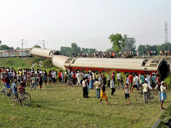 Bihar CM rules out Maoist role in Rajdhani mishap