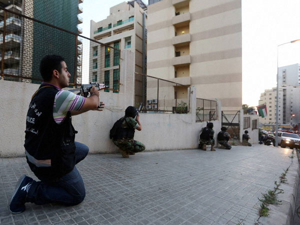 Suicide bomber blows himself Suicide bomber blows himself