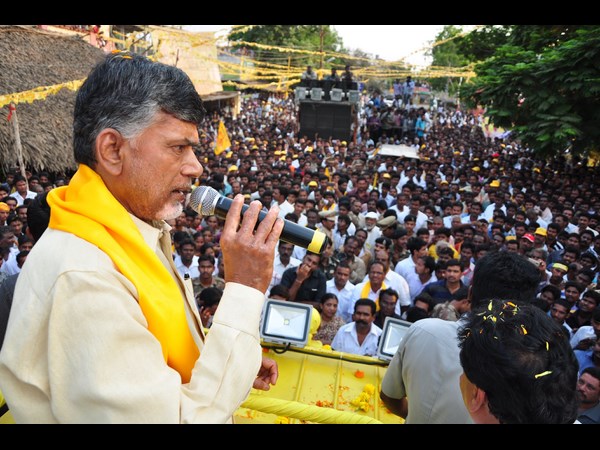 Naidu inspects Secretariat blocks