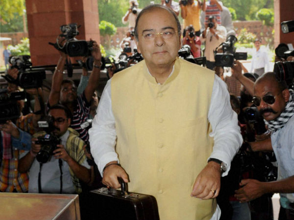 Rs 700 crore for water, power in Budget 2014 for Delhi.