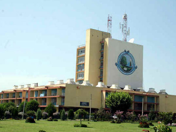 Indian varsities race to attract Nepali students