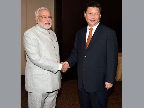 Narendra Modi meets Chinese President