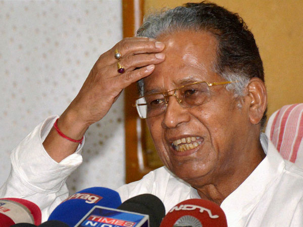 Cong MLAs demand Gogoi's resignation