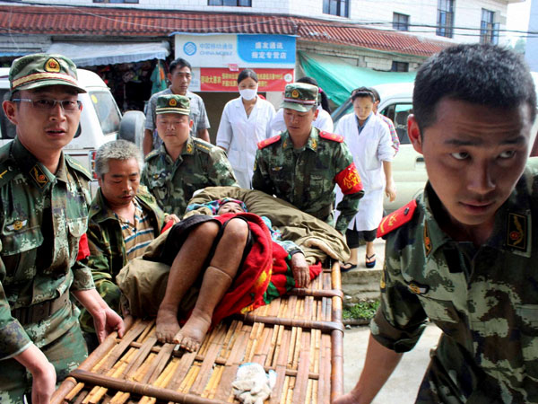 China: Downpour hampers rescue operation