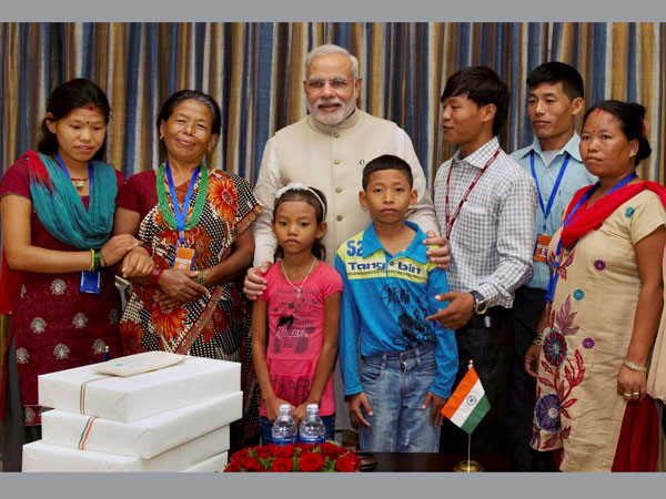 Nepal man's family reunion an online hit