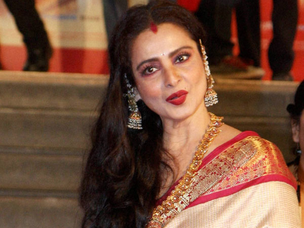 Rekha attends Rajya Sabha 