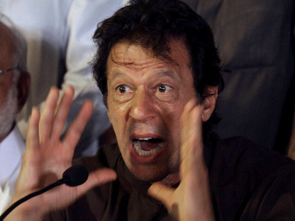 Khan threatens to enter PM house Khan threatens to enter PM house